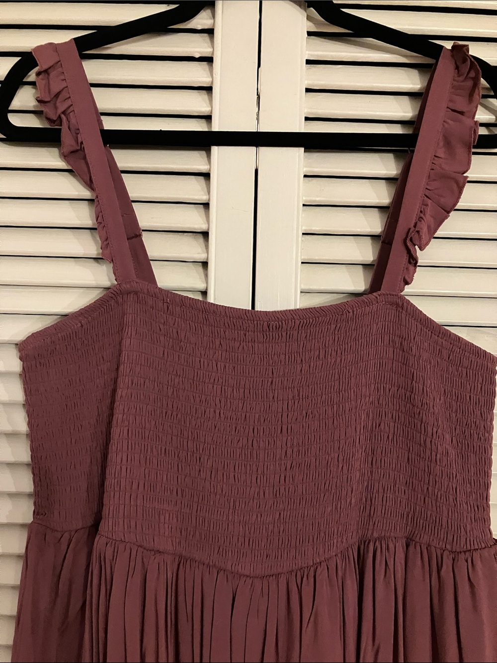 Torrid Size 1 Dusty Mauve Smocked Bodice Ruffle Strap Midi Dress lined - Picture 2 of 10